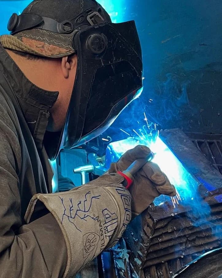PWU-150 Industrial MIG Welding program